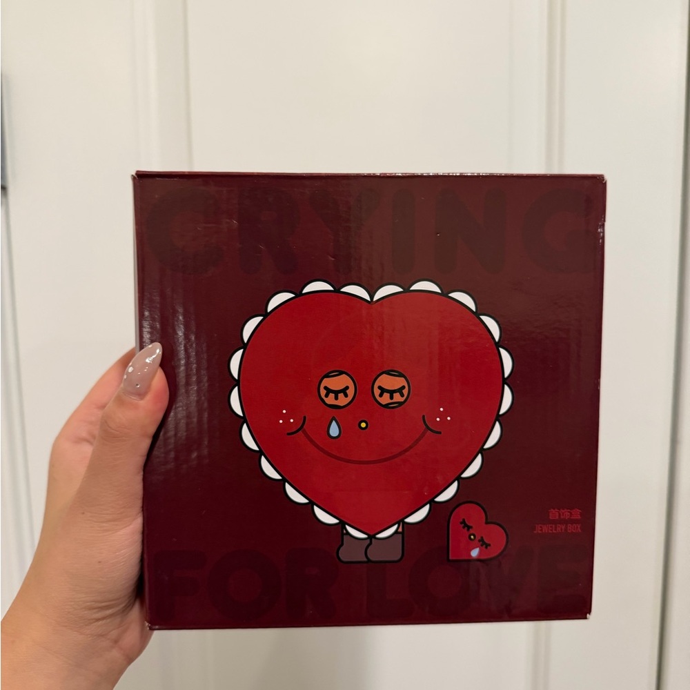 POPMART Crybaby Crying for Love Jewelry Box
